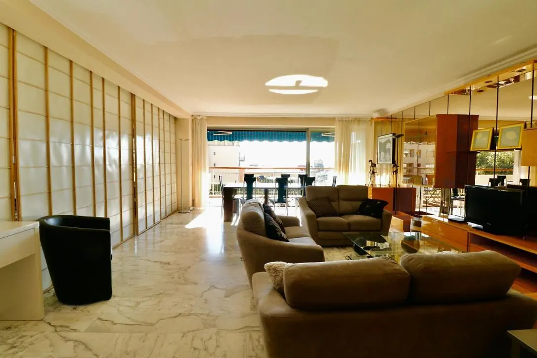 2, 3 And 4 Bedroom Sea View Forville Apartments 5 Mins From The Palais Cannes