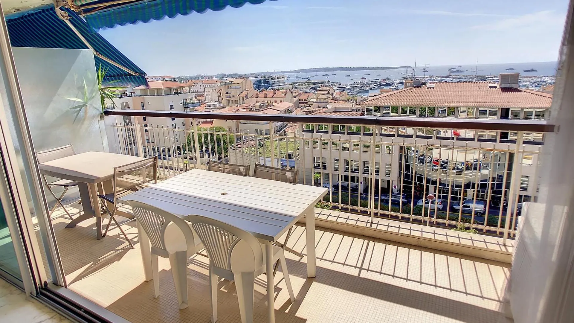 2, 3 And 4 Bedroom Sea View Forville Apartments 5 Mins From The Palais Cannes