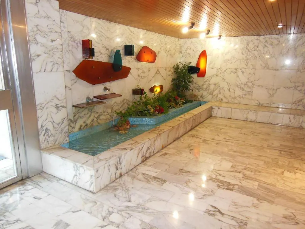 2, 3 And 4 Bedroom Sea View Forville Apartments 5 Mins From The Palais Cannes