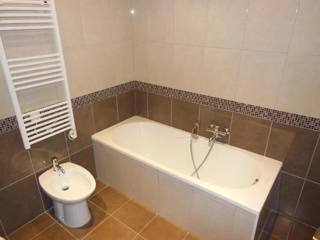 2, 3 And 4 Bedroom Sea View Forville Apartments 5 Mins From The Palais Cannes