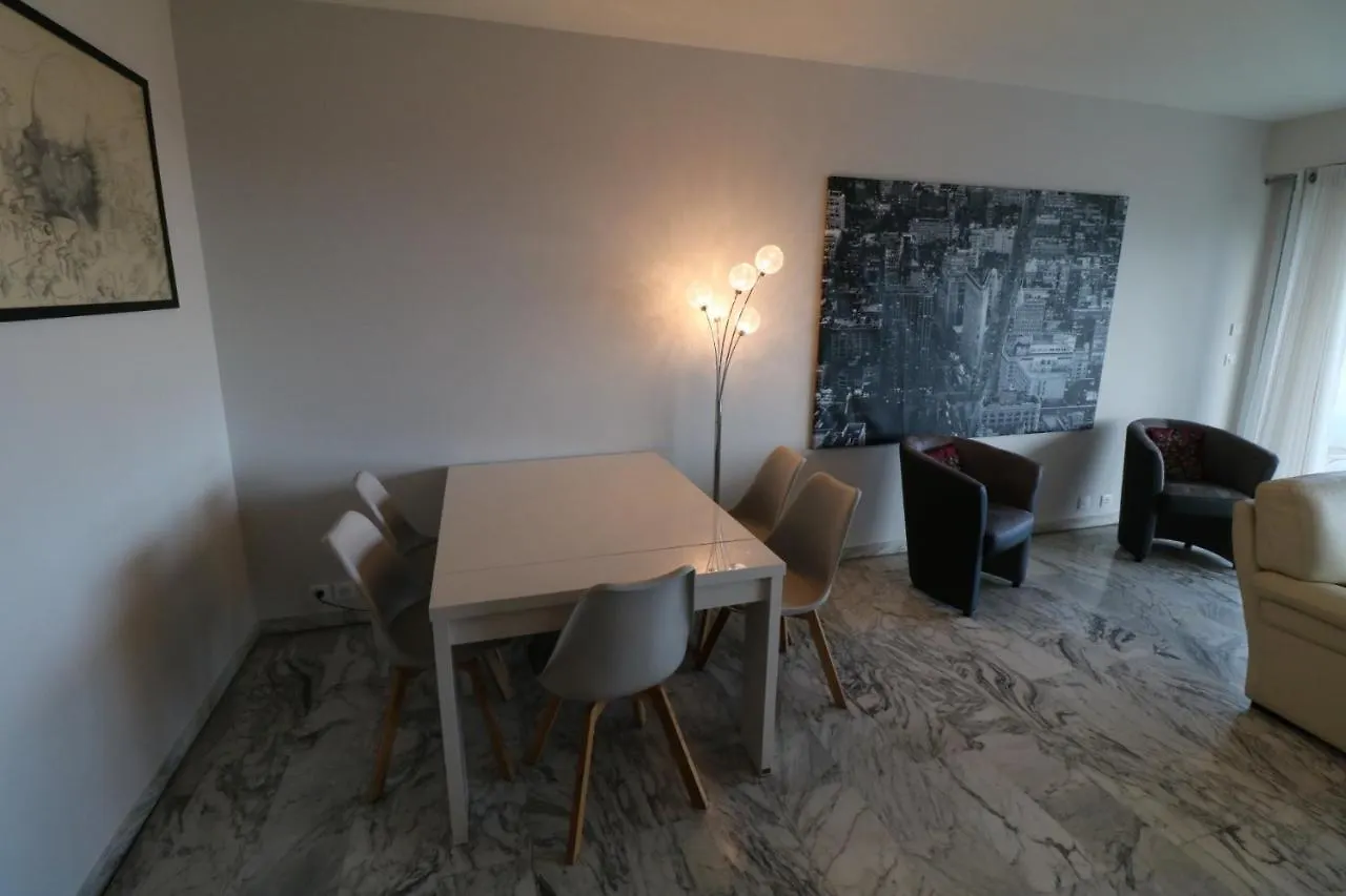 2, 3 And 4 Bedroom Sea View Forville Apartments 5 Mins From The Palais Cannes