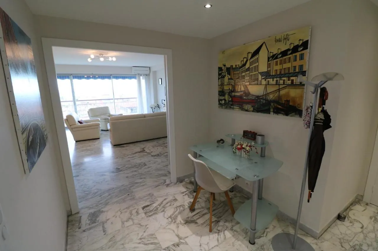 2, 3 And 4 Bedroom Sea View Forville Apartments 5 Mins From The Palais Cannes 0*,